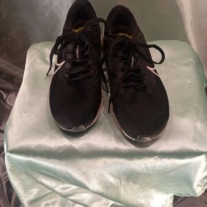 Nike Zoom Black Athletic Running Sneakers with White Accents